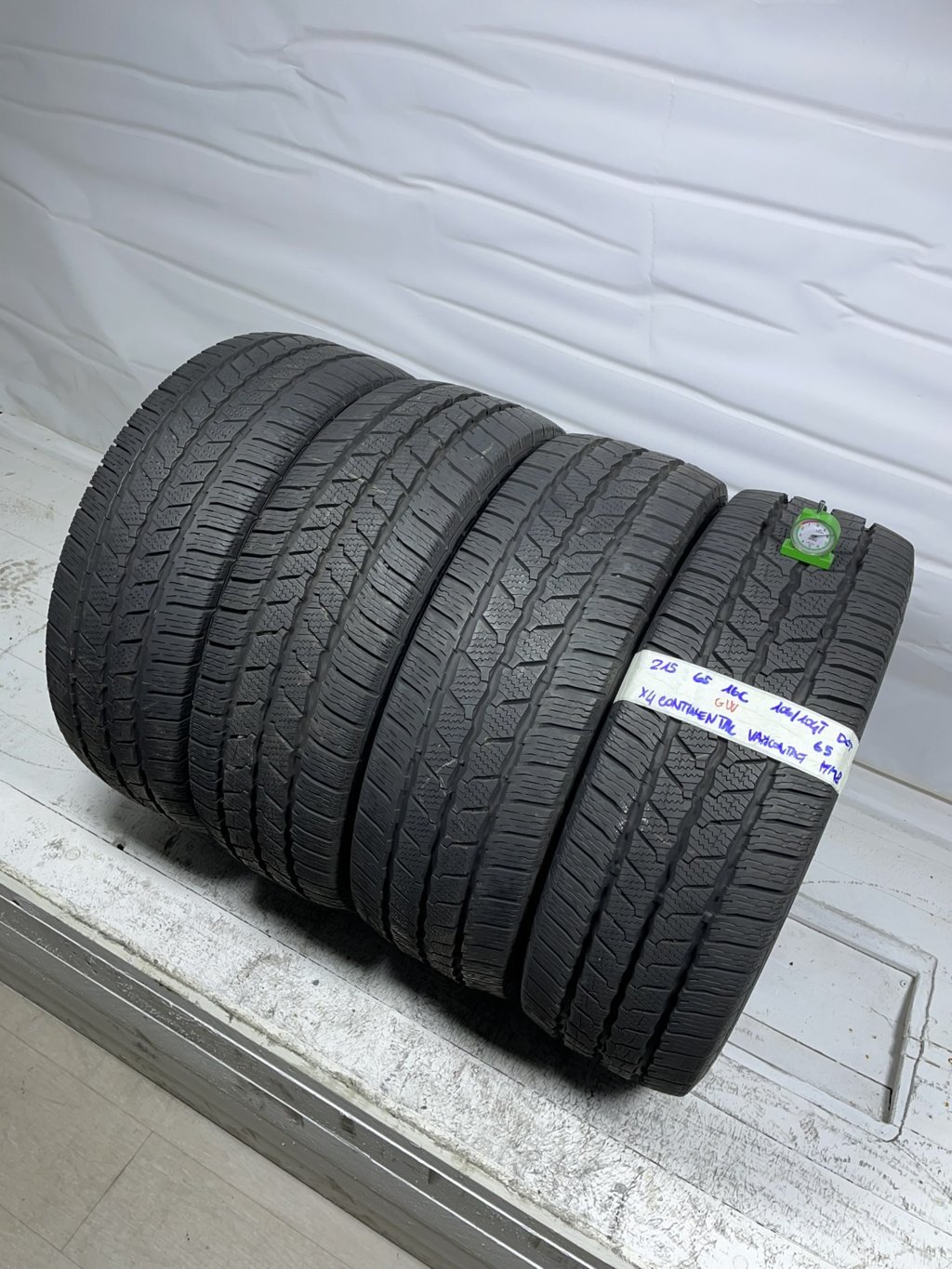 CONTINENTAL vancontact 215/65 R16 106T INVERNALE