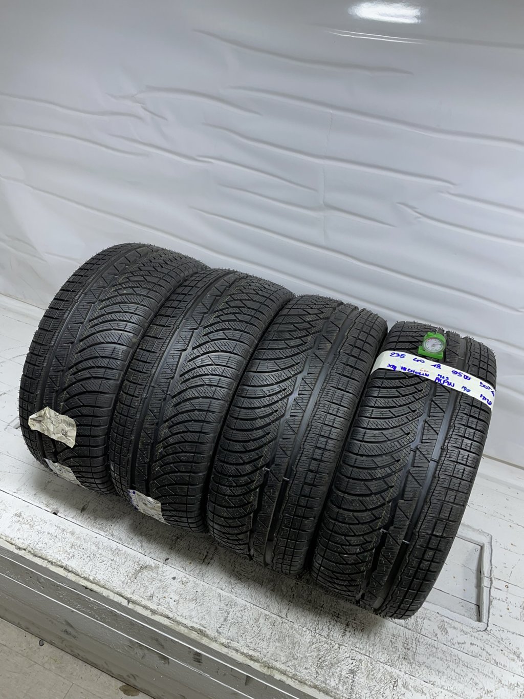 MICHELIN alpin 235/40 R18 95W INVERNALE