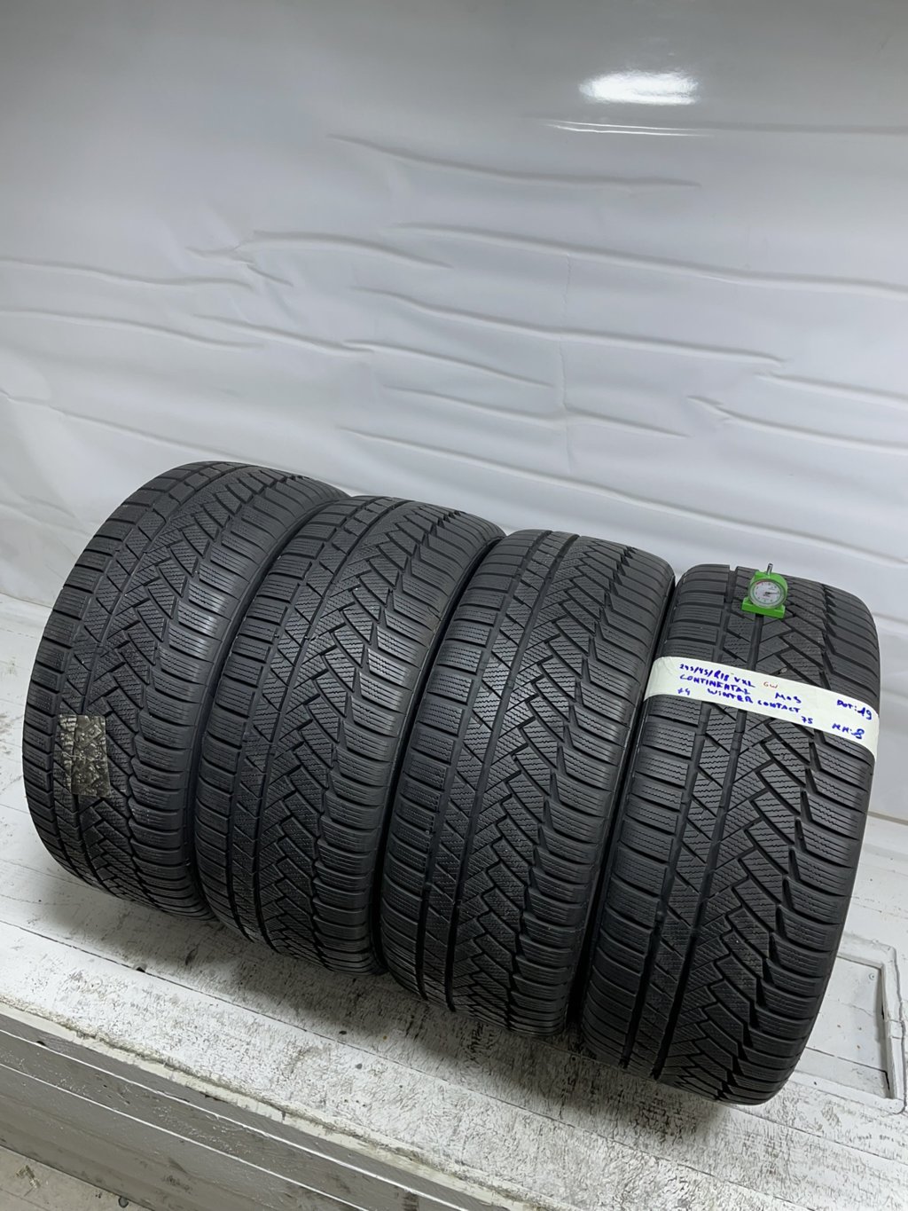 CONTINENTAL winterctc 245/45 R18 100V INVERNALE