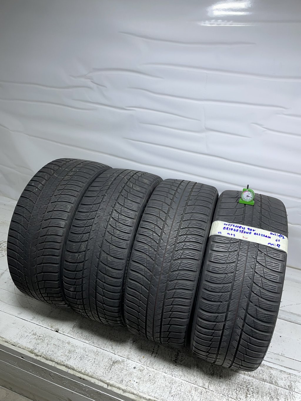 BRIDGESTONE BLIZZAK 225/40 R18 98V INVERNALE