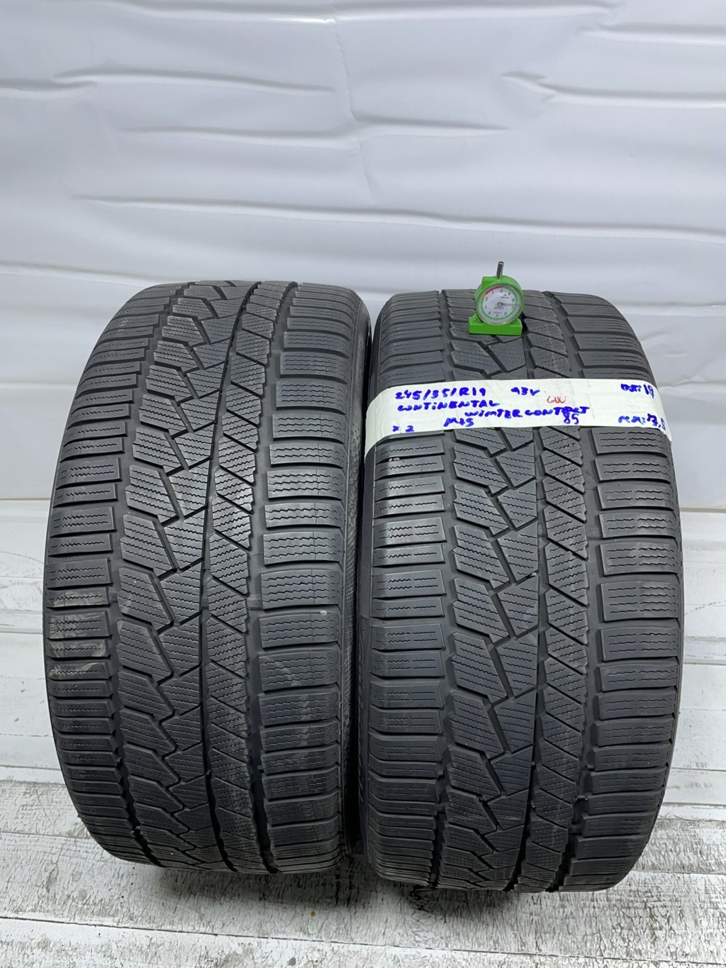 CONTINENTAL winterctc 245/35 R19 93V INVERNALE