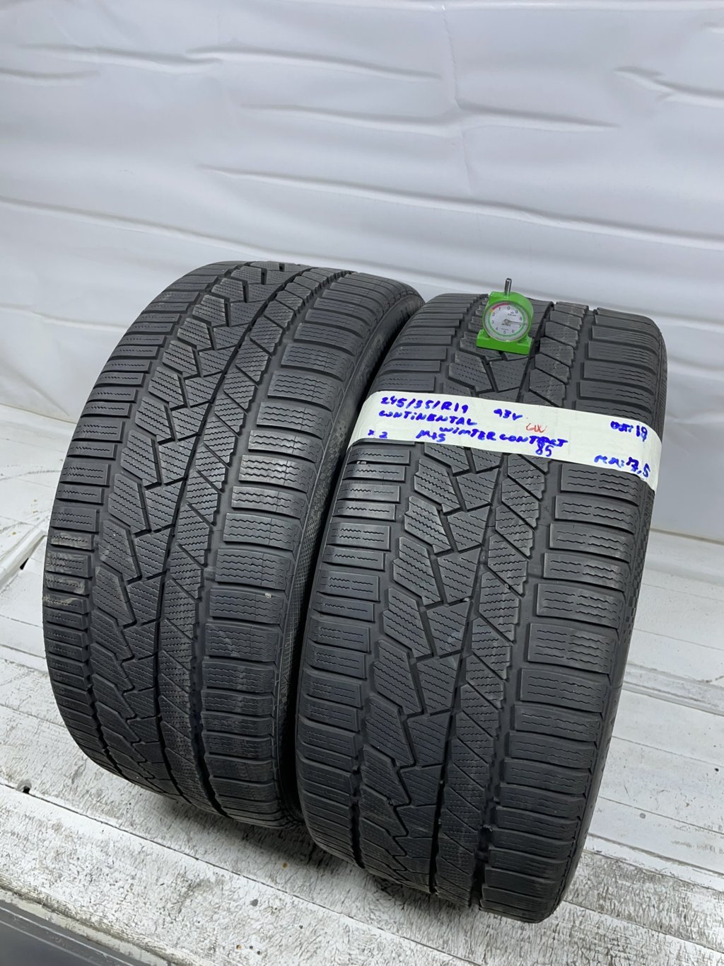 CONTINENTAL winterctc 245/35 R19 93V INVERNALE