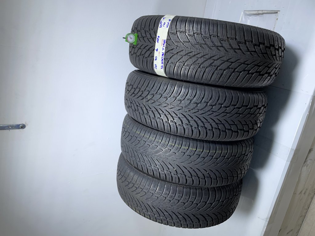NOKIAN TYRES 245/70 R16 111H INVERNALE