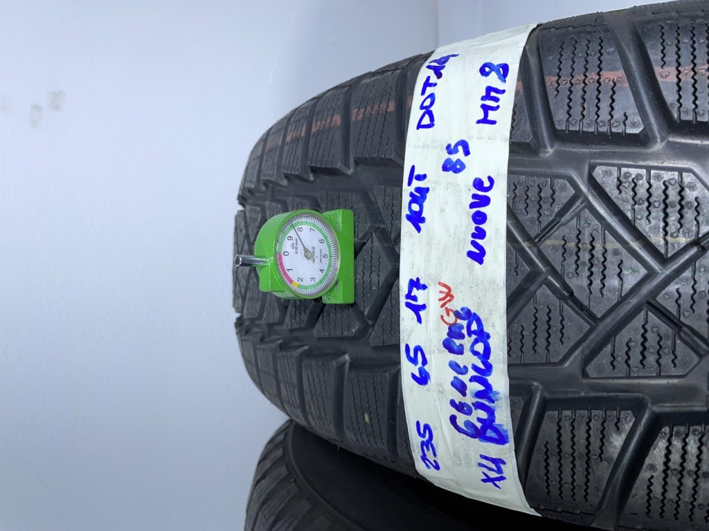 DUNLOP GENERAl 235/65 R17 104T INVERNALE