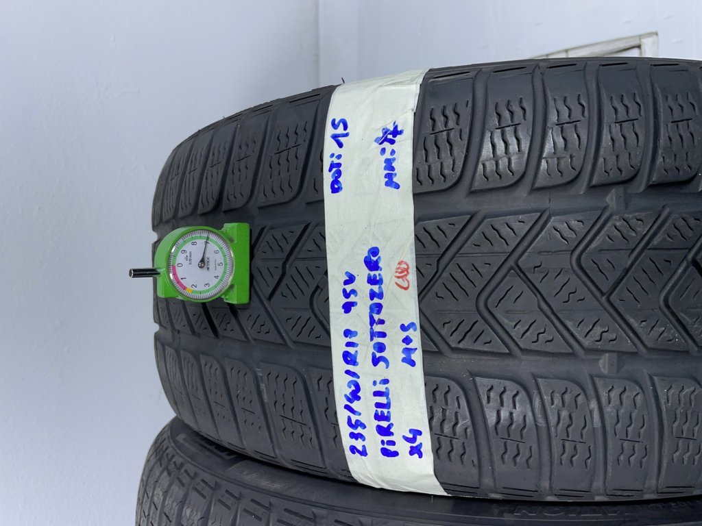 PIRELLI sottozero 235/40 R17 95V INVERNALE