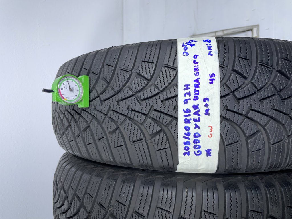 GOODYEAR ultragrip 205/60 R16 92H INVERNALE