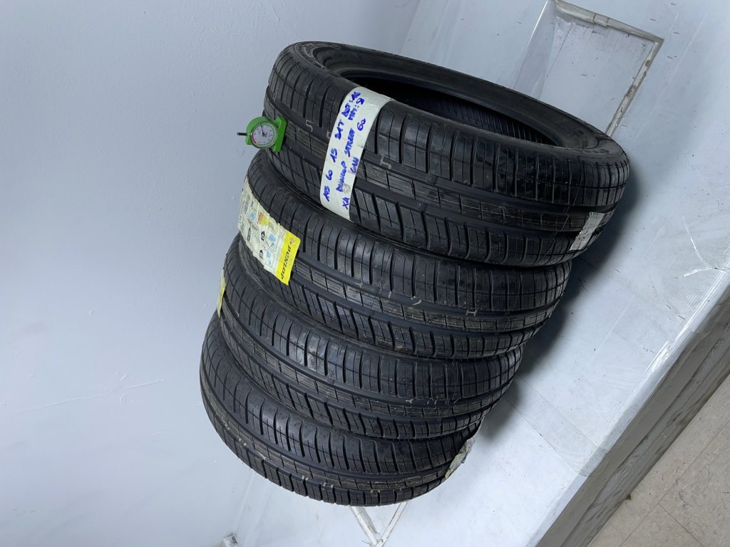 DUNLOP STREET 175/60 R15 81T ESTIVA