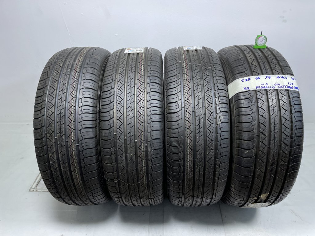 MICHELIN LATITUDE 235/65 R17 104V QUATTRO STAGIONI