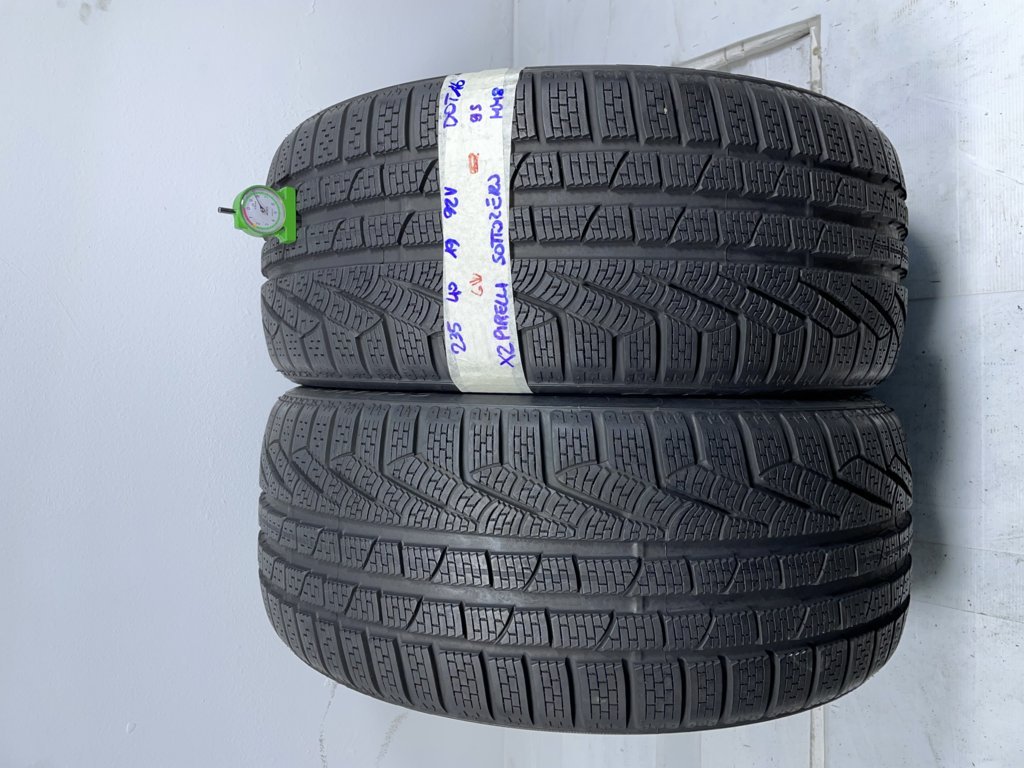 PIRELLI SOTTOZERO 235/40 R19 92V INVERNALE