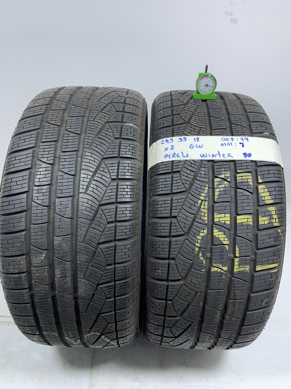 PIRELLI WINTER 245/35 R18 92V INVERNALE