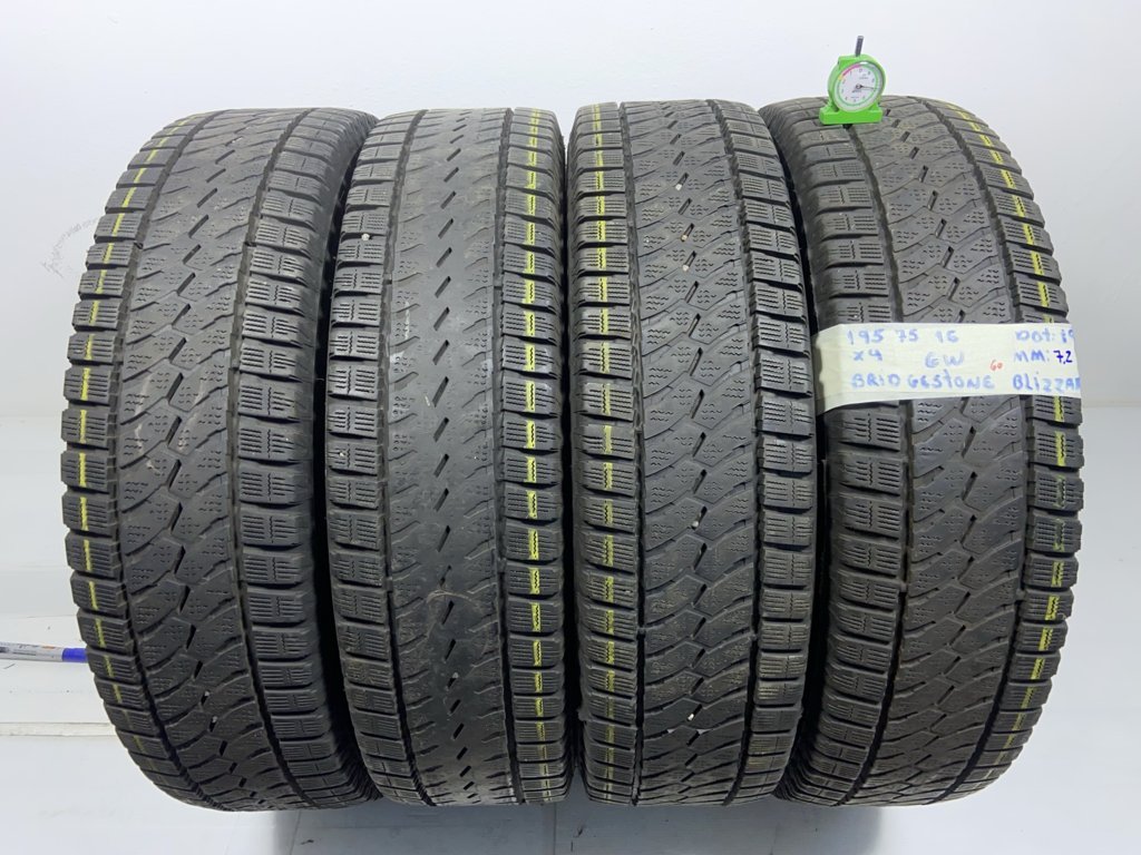 BRIDGESTONE BLIZZAK 195/75 R16 *G INVERNALE