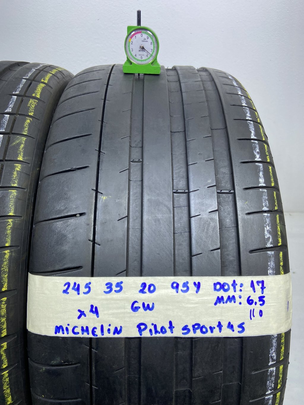 MICHELIN P. SPORT 245/35 R20 95Y ESTIVA