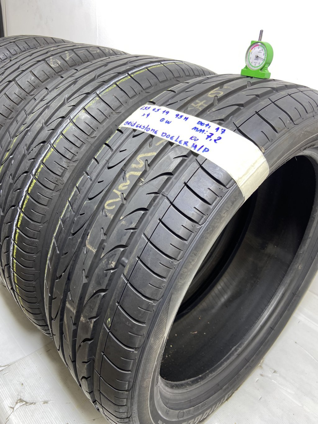 BRIDGESTONE D. 235/45 R19 95H ESTIVA