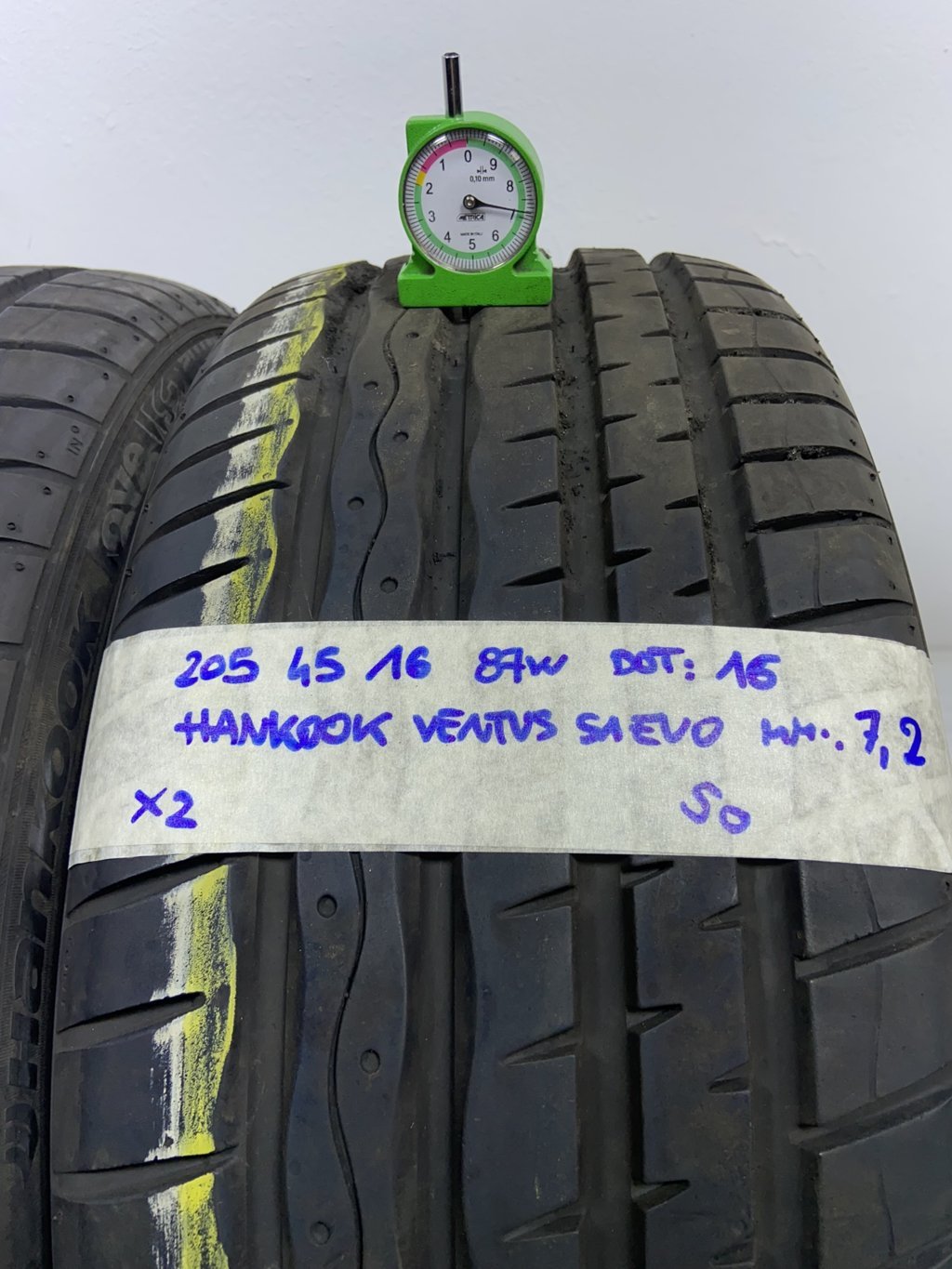 HANKOOK V. S. 205/45 R16 87W ESTIVA