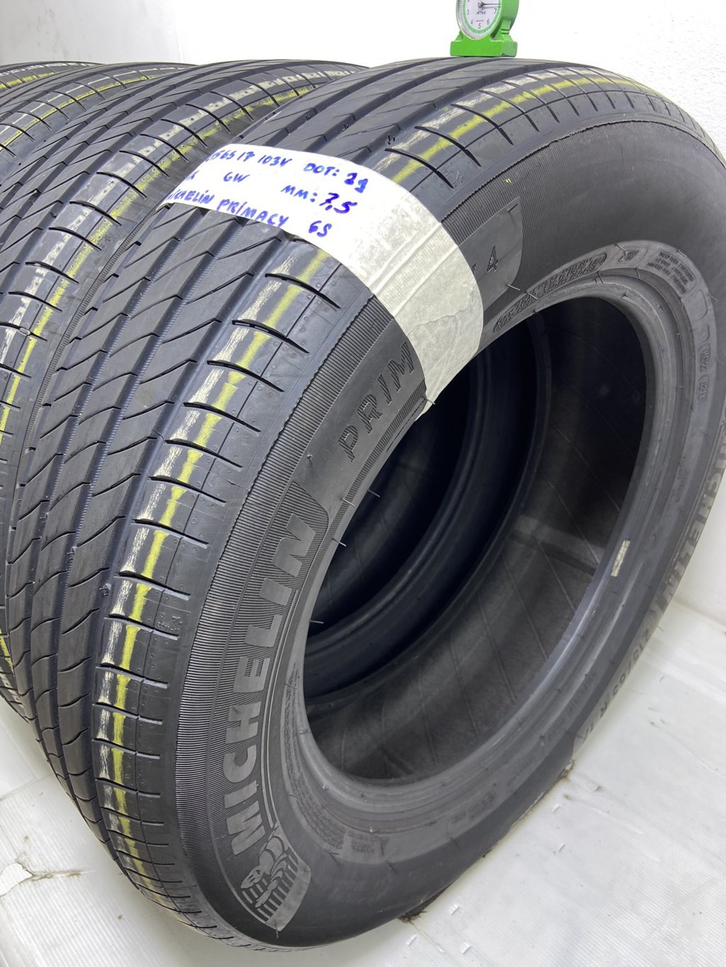 MICHELIN prc 215/65 R17 103V ESTIVA