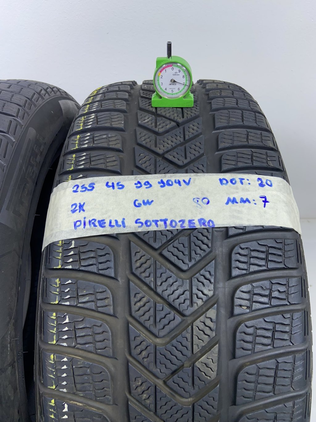 PIRELLI s.zero 255/45 R19 104V INVERNALE