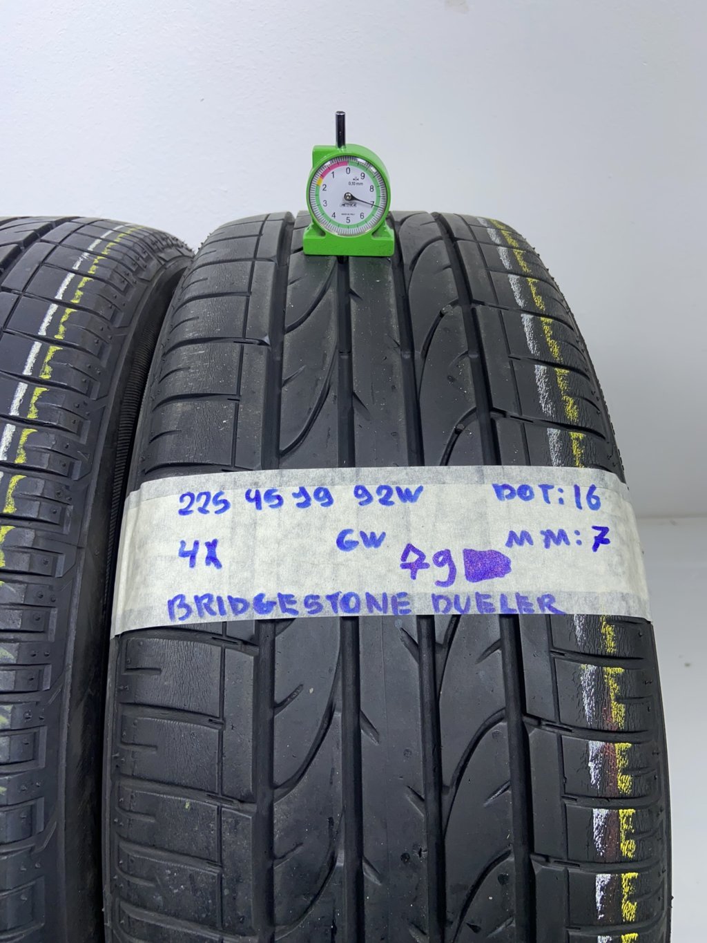 BRIDGESTONE DUELER 225/45 R19 92W ESTIVA