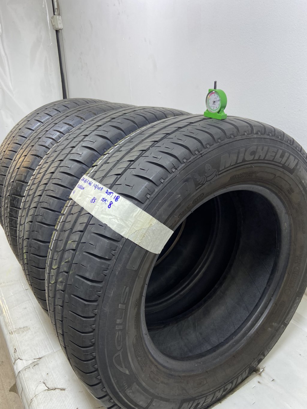 MICHELIN . 225/65 R16 112R ESTIVA