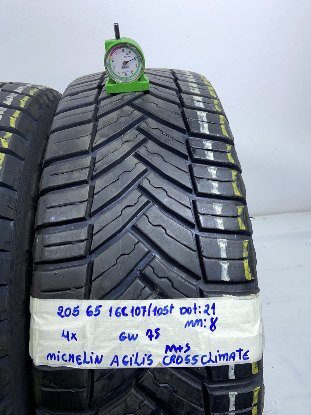 MICHELIN AGILIS 205/65 R16 107T ESTIVA