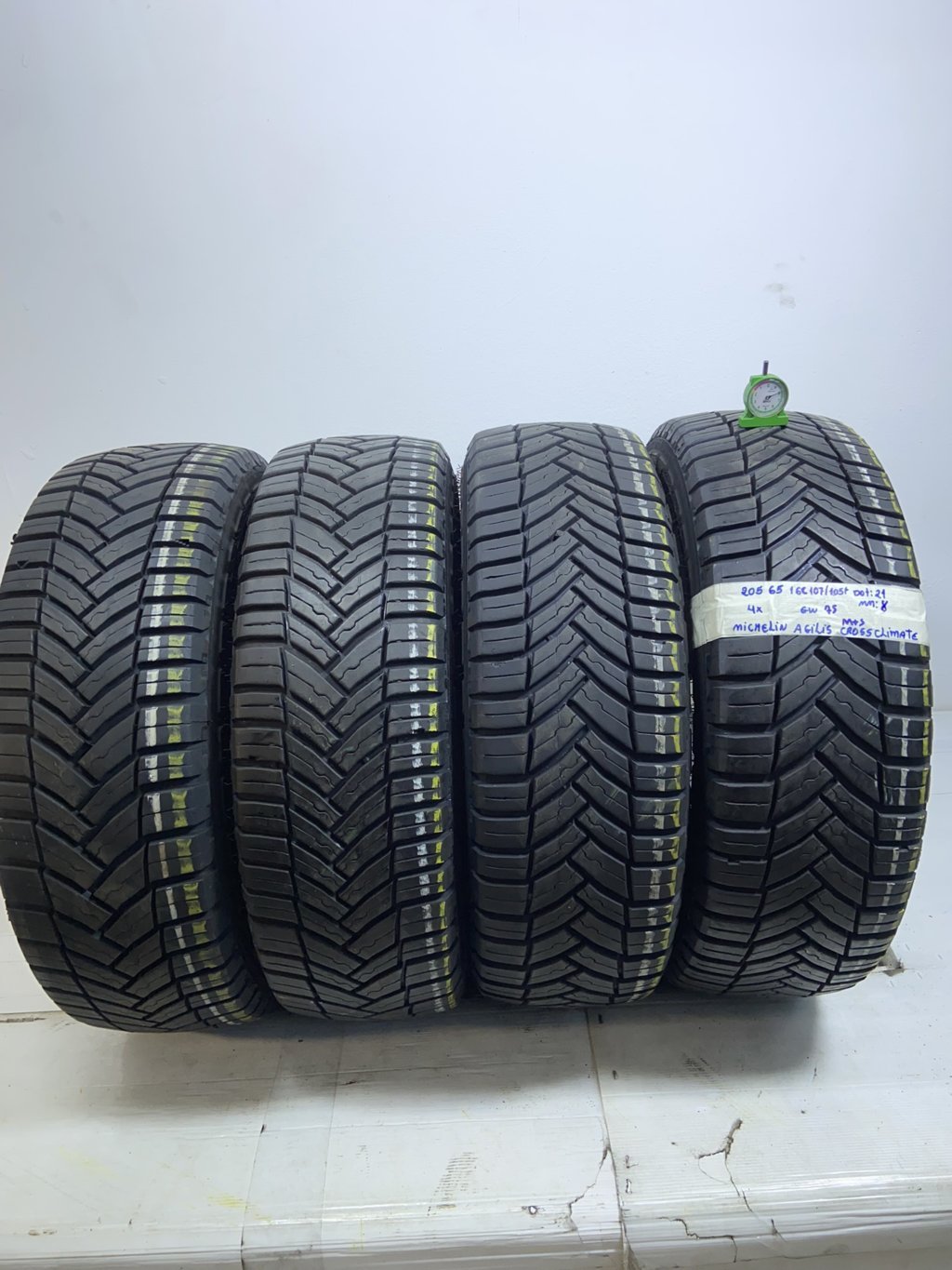 MICHELIN AGILIS 205/65 R16 107T ESTIVA