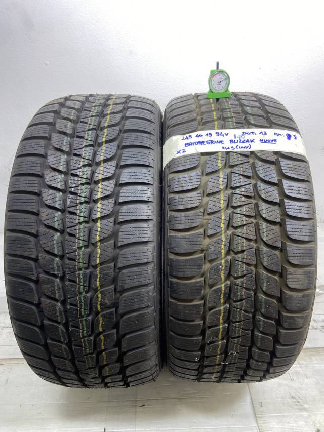 BRIDGESTONE BLIZZAK 245/40 R19 94V INVERNALE