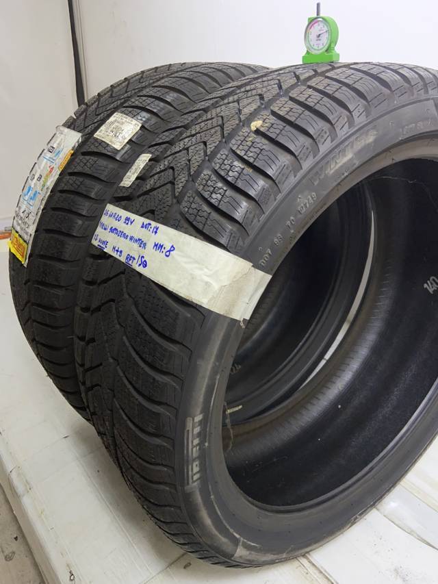 PIRELLI SOTTOZERO 245/40 R20 99V INVERNALE