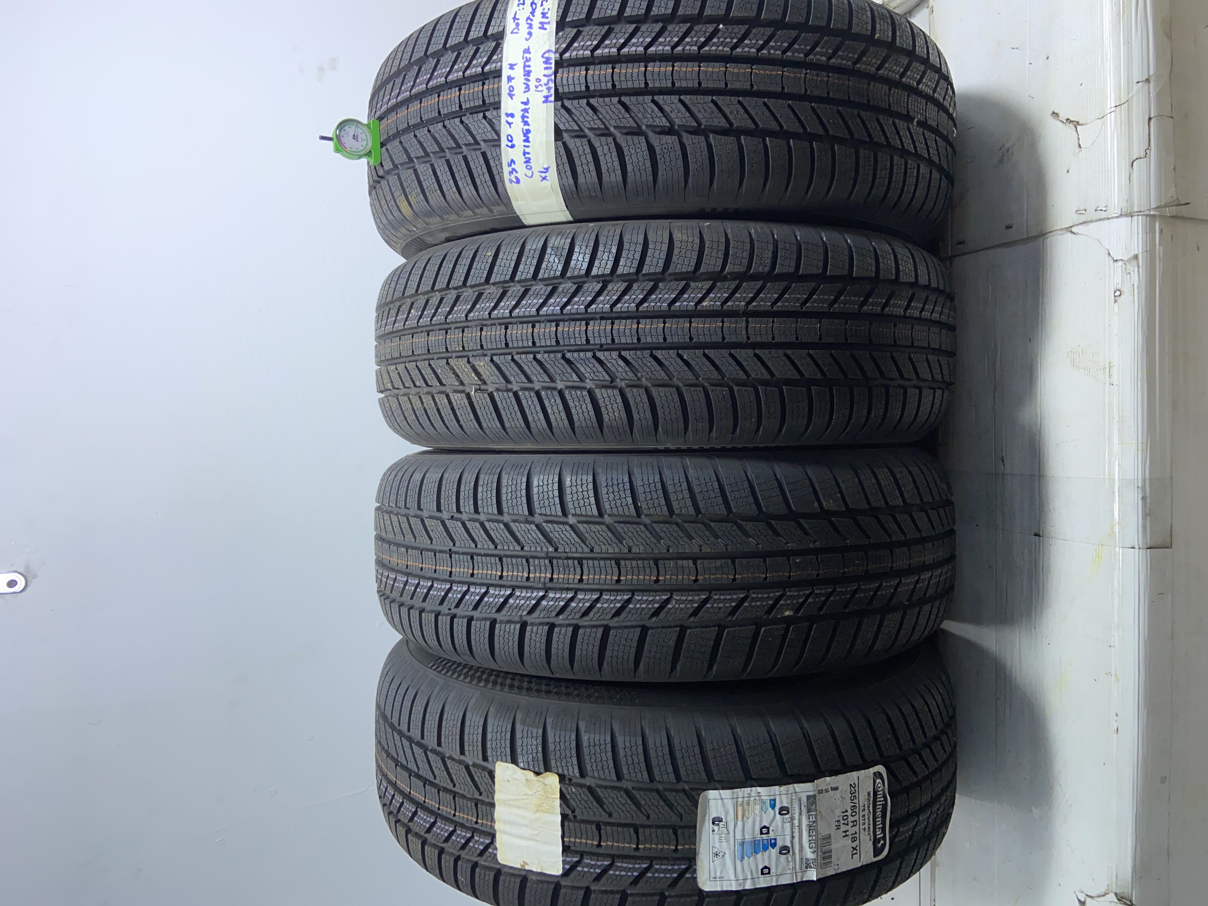 CONTINENTAL W 235/60 R18 107H INVERNALE