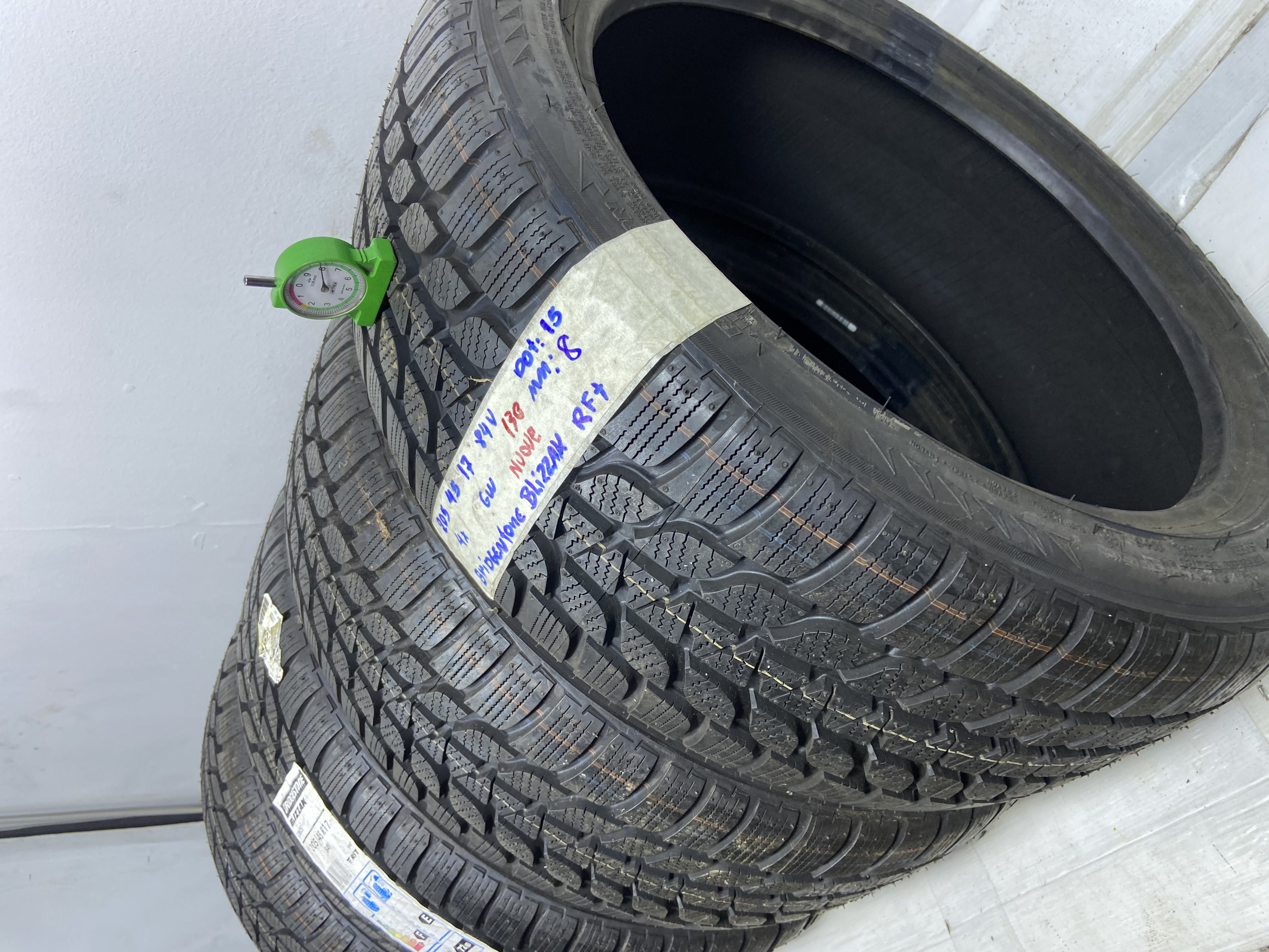 BRIDGESTONE BLIZZAK 205/45 R17 84V INVERNALE