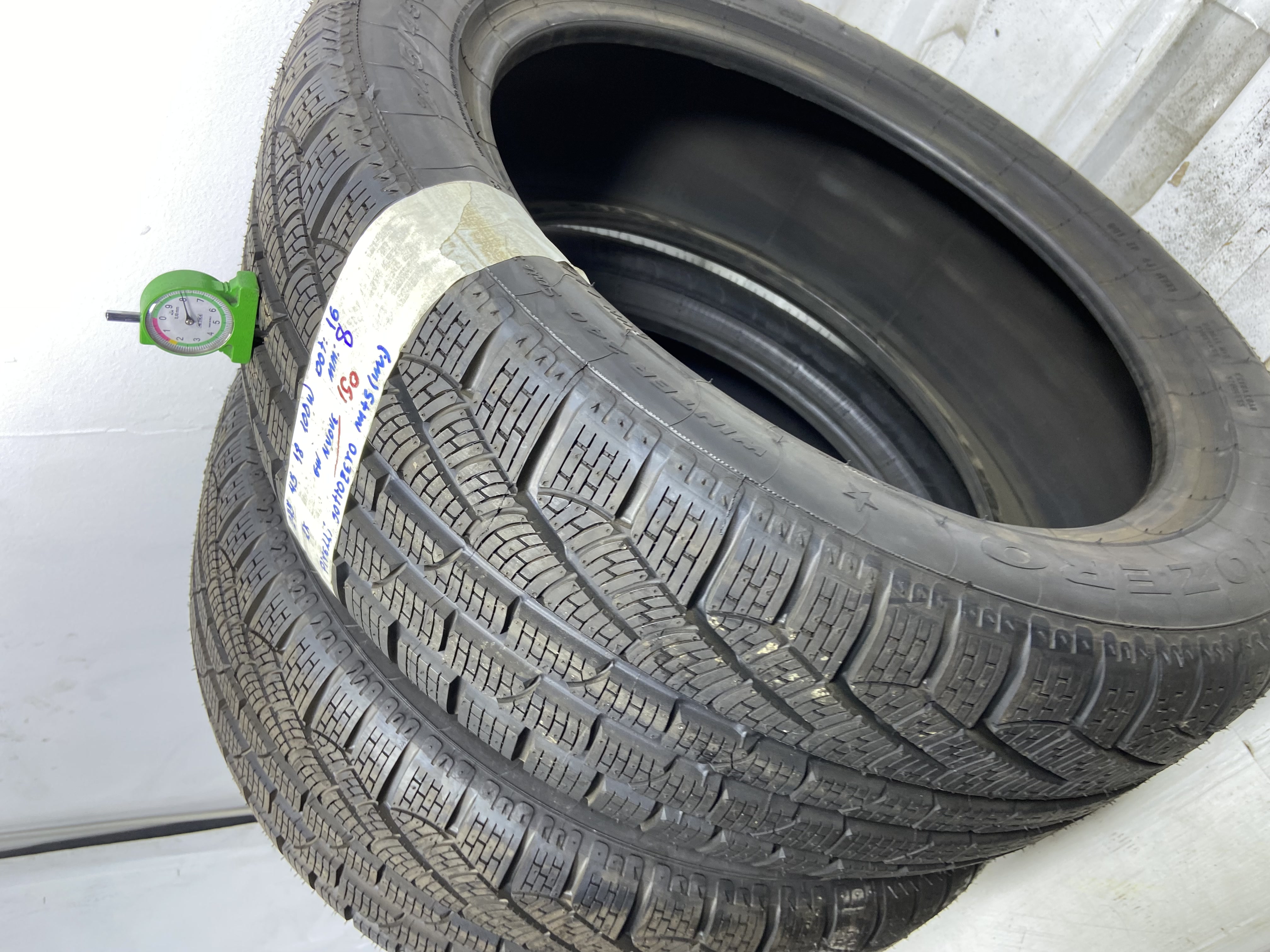 PIRELLI SOTTOZERO 245/45 R18 100W INVERNALE