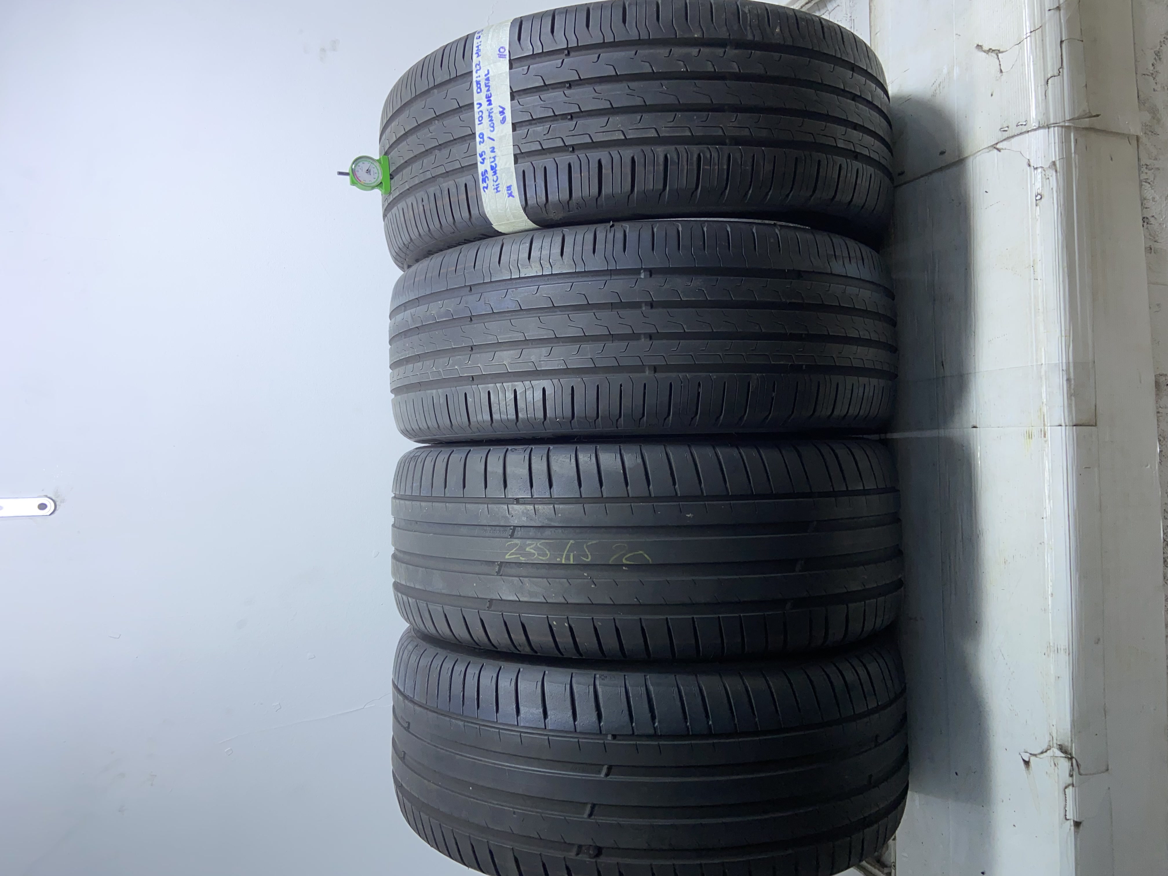 MICHELIN CONT. 235/45 R20 100V ESTIVA