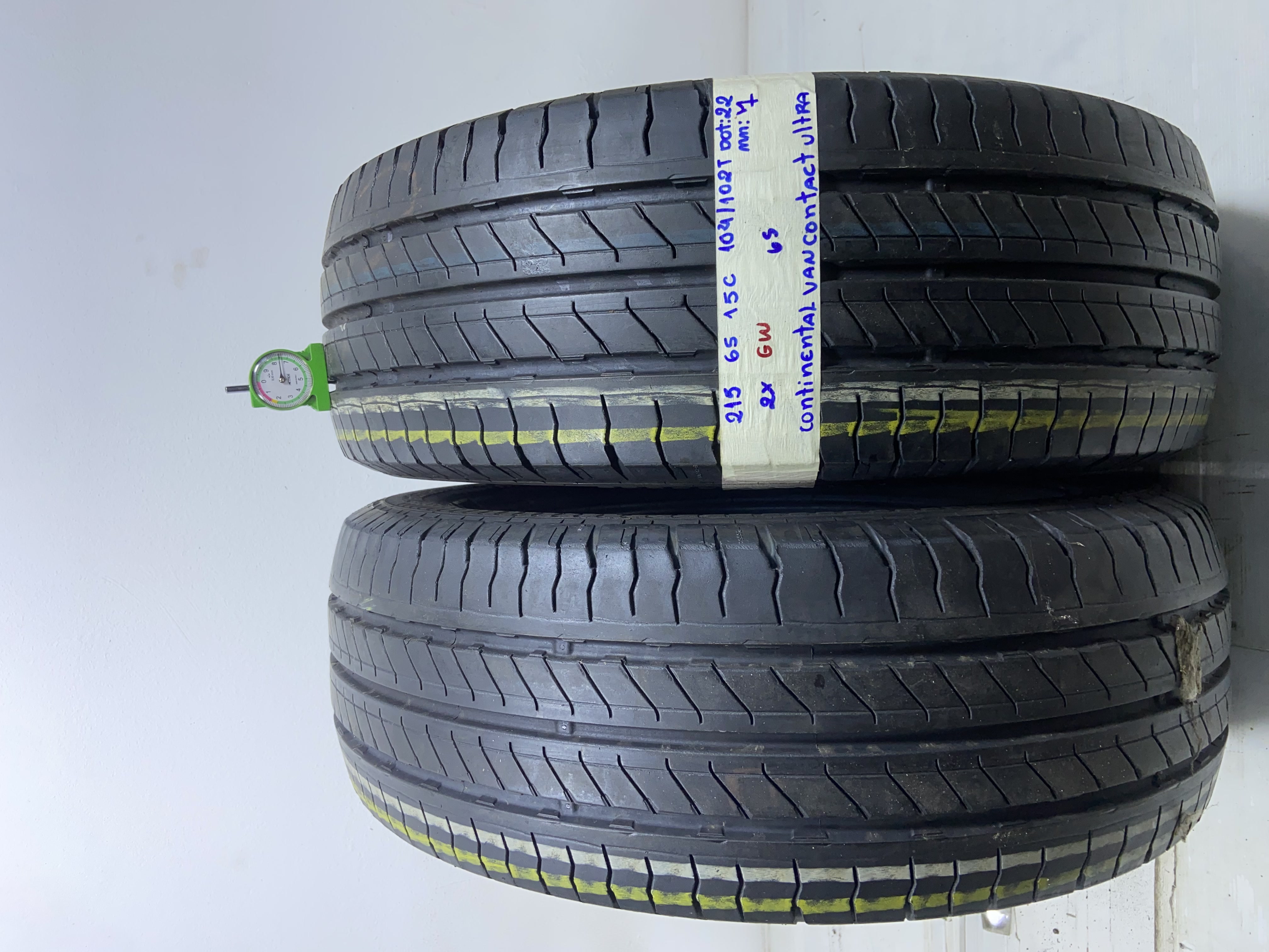 CONTINENTAL VANCO 215/65 R15 104T ESTIVA