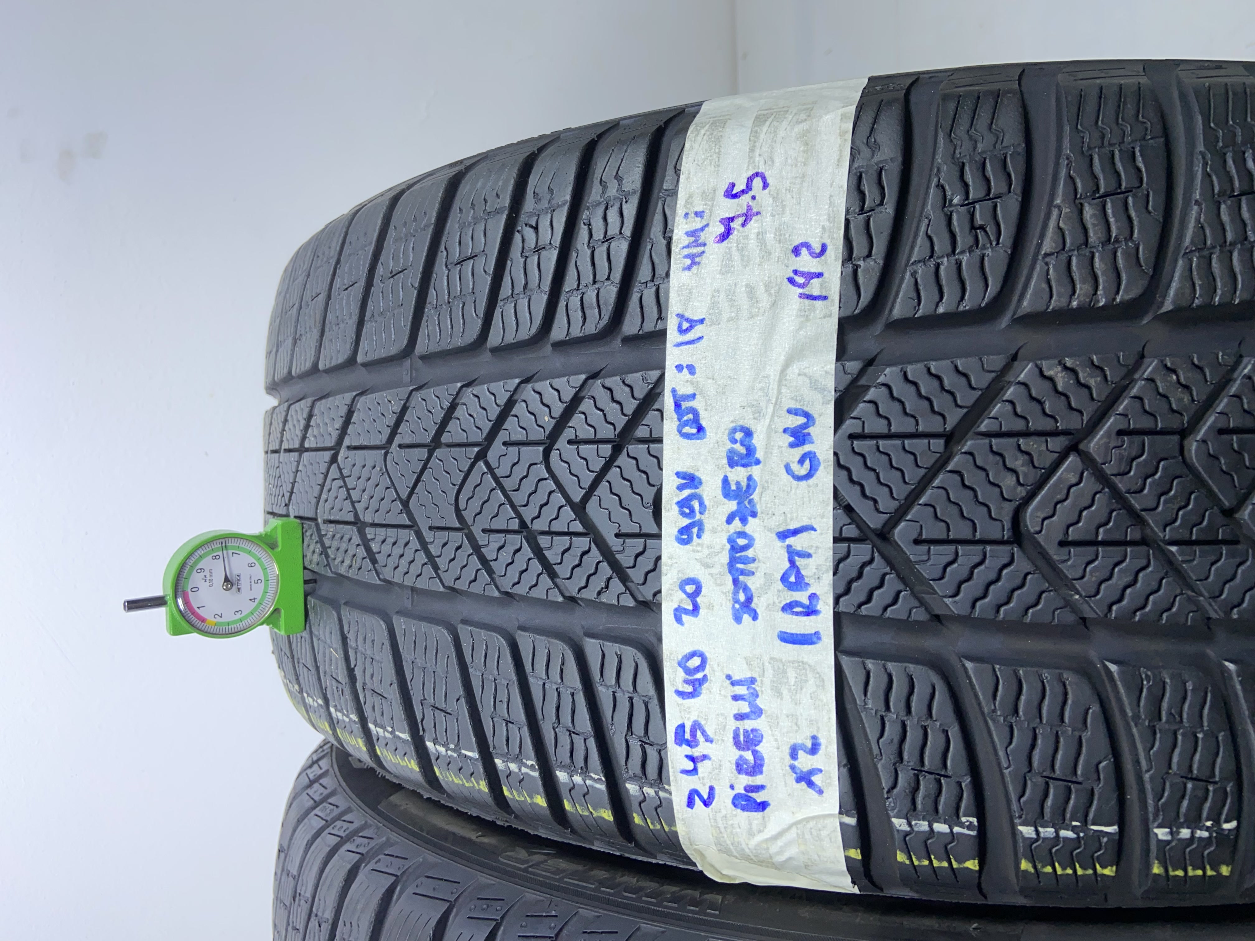 PIRELLI SOTTOZERO 245/40 R20 99V INVERNALE