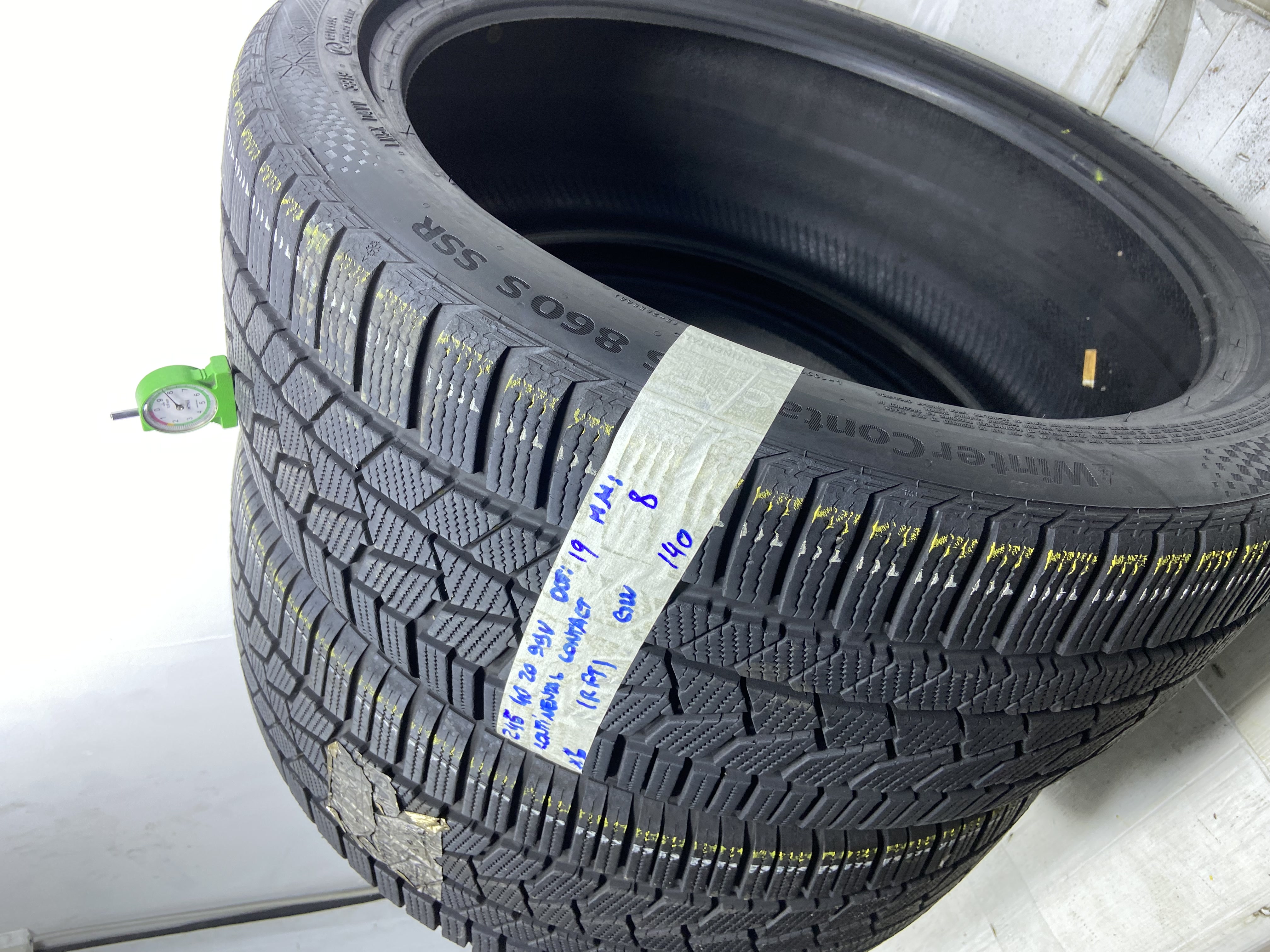 CONTINENTAL CONT. 245/40 R20 99V INVERNALE