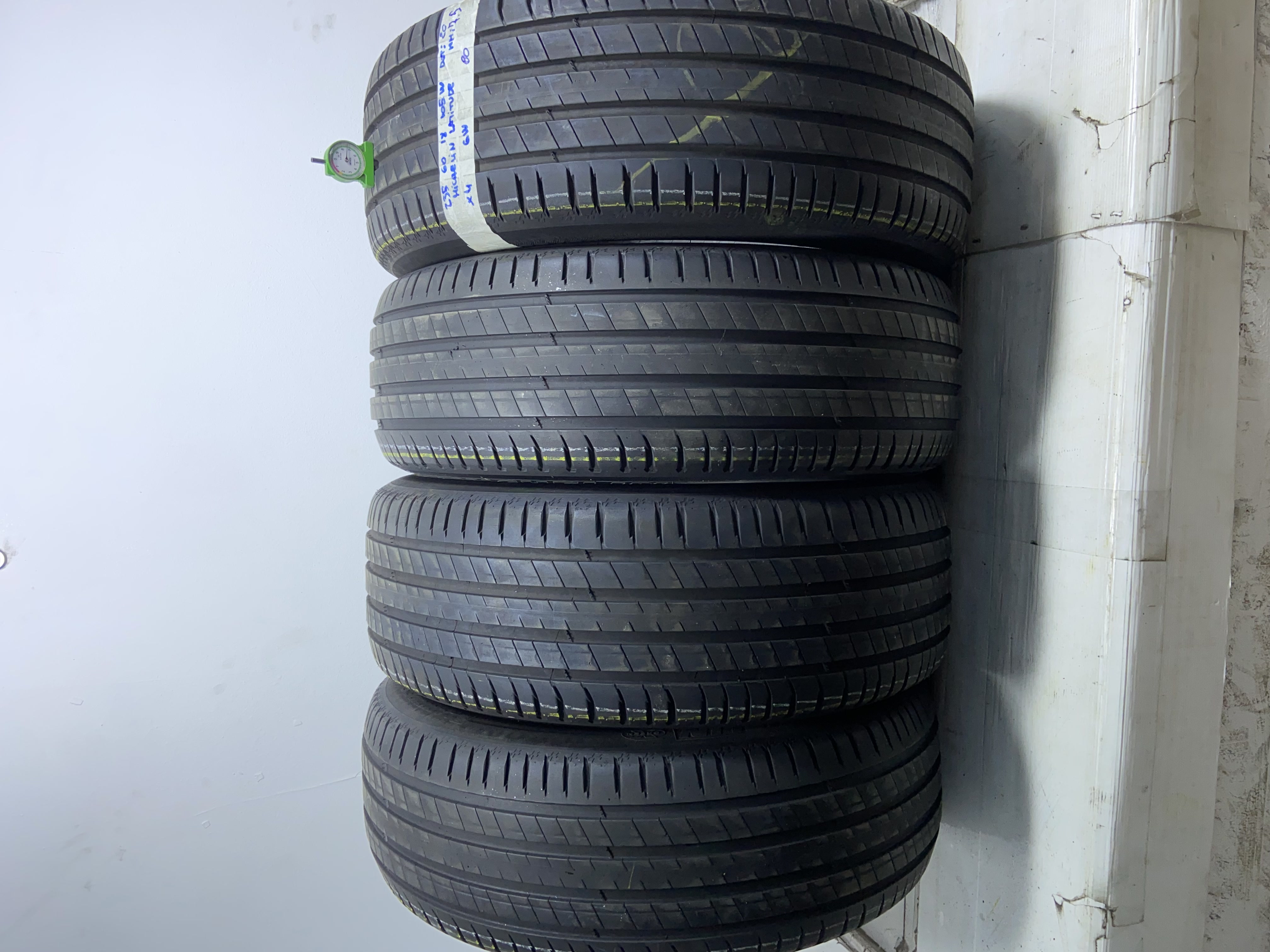 MICHELIN LATITUDE 235/60 R18 105W ESTIVA