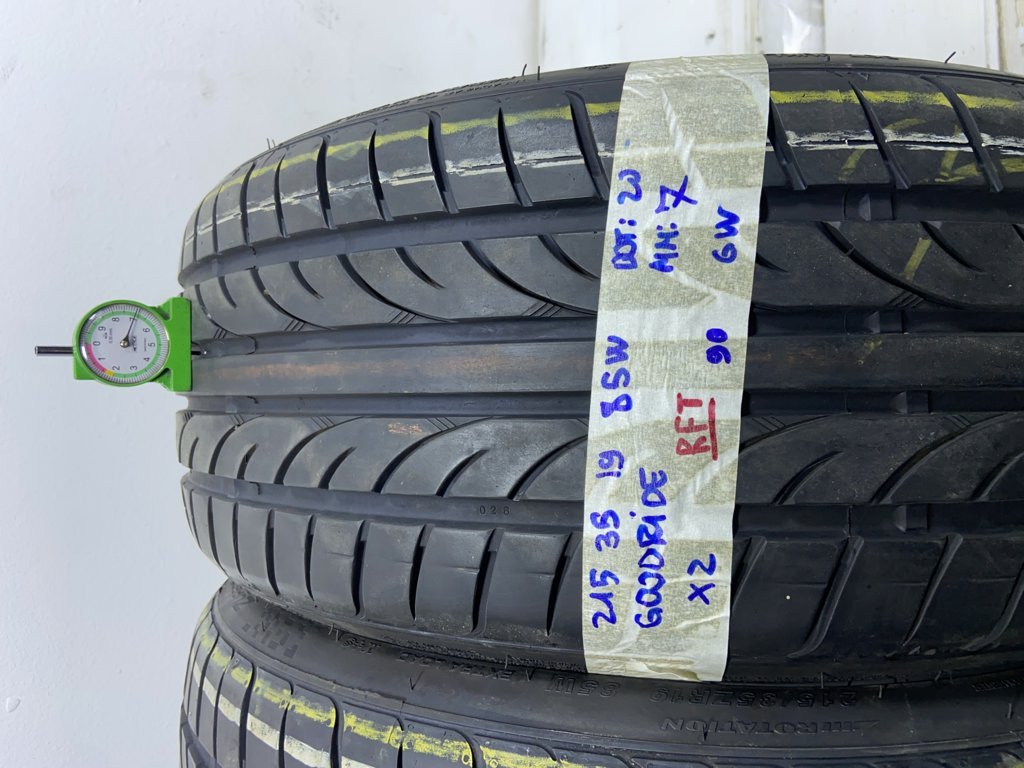 GOODRIDE est 215/35 R19 85W ESTIVA