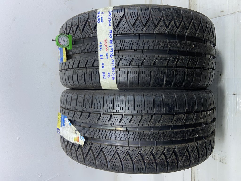 MICHELIN alpin 235/40 R18 6V INVERNALE