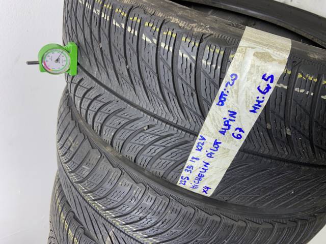 MICHELIN PILOT ALPIN 225/35 R18 102V INVERNALE