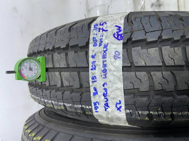 TAURUS lightt  195/10 R15 104R ESTIVA