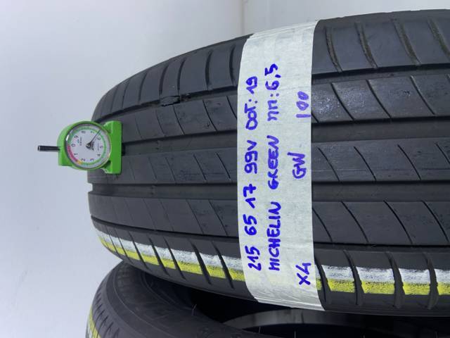 MICHELIN green 215/65 R17 99V ESTIVA