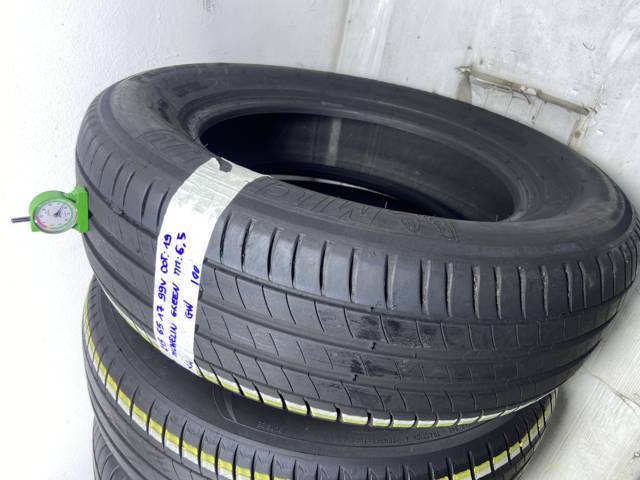 MICHELIN green 215/65 R17 99V ESTIVA