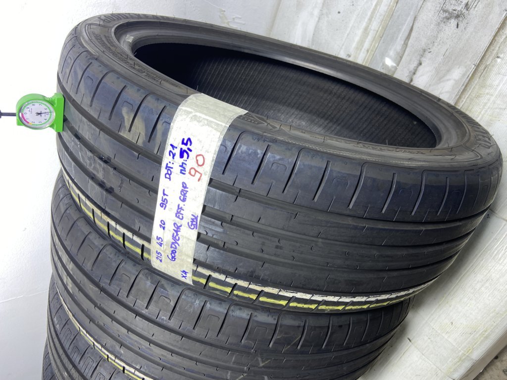 GOODYEAR EFFICIENTGRIP 215/45 R20 95T ESTIVA