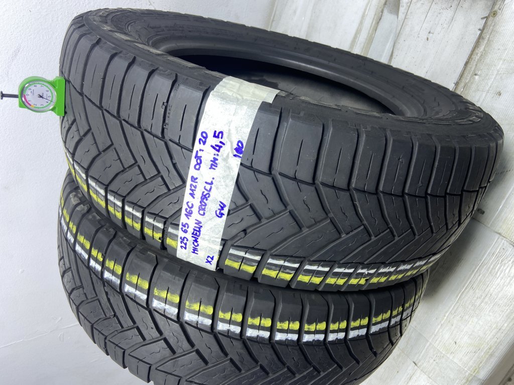 MICHELIN cross 225/65 R16 112R INVERNALE