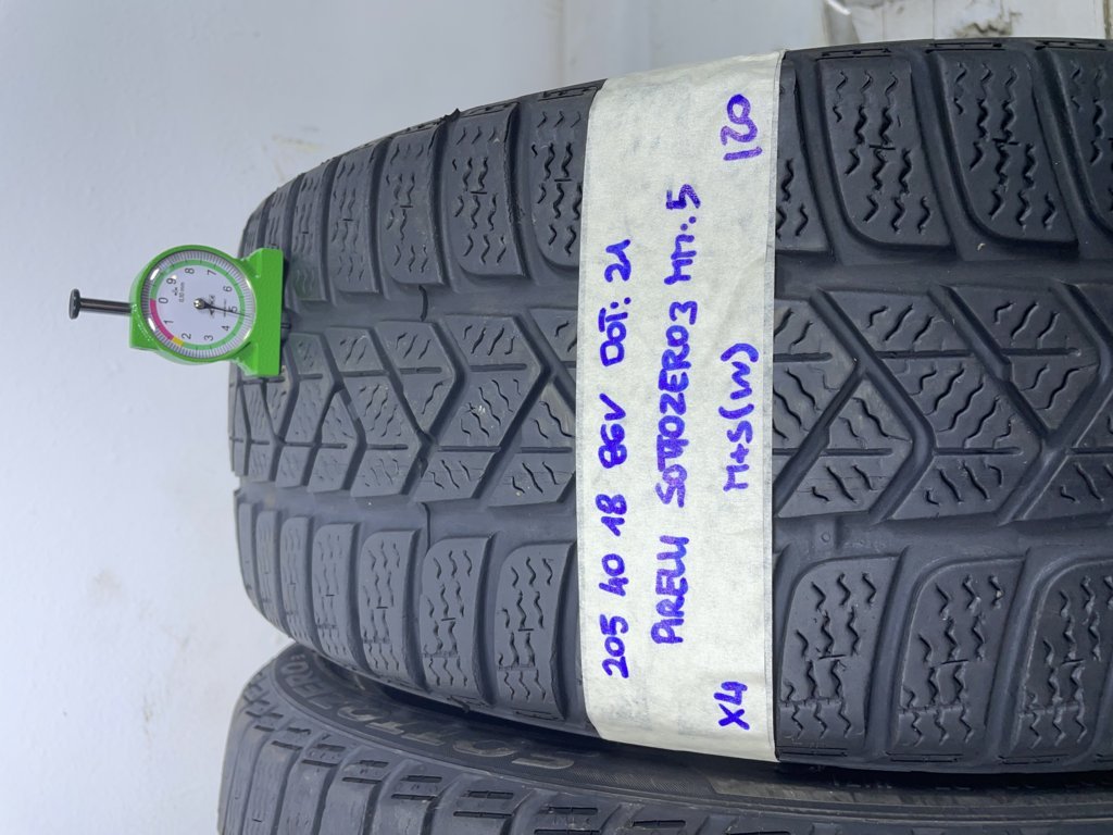 PIRELLI SOTTOZERO 3 205/40 R18 86V INVERNALE