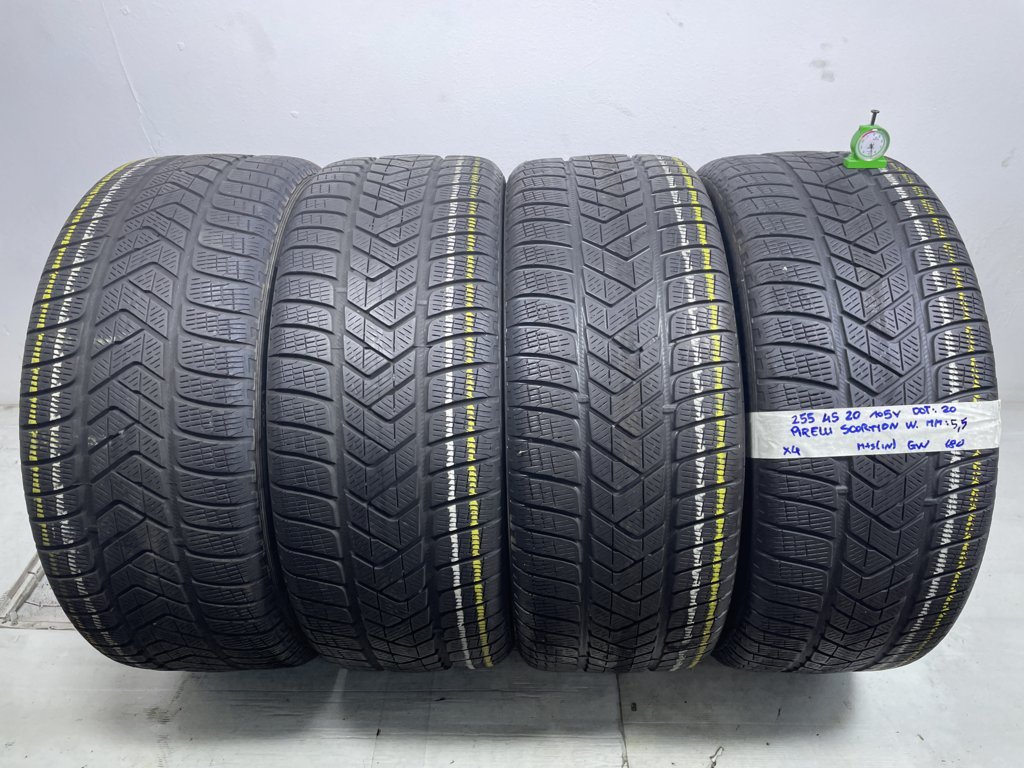 PIRELLI scorpion 255/45 R20 105V INVERNALE