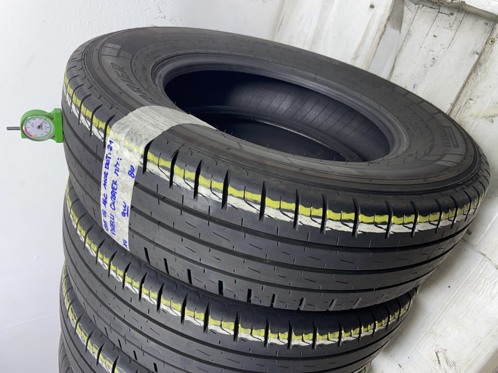 PIRELLI carrier 195/75 R16 110R ESTIVA