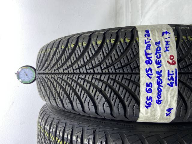 GOODYEAR vector 165/65 R15 81T QUATTRO STAGIONI