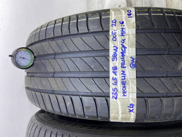 MICHELIN PRIMACY 4  235/45 R18 98W ESTIVA