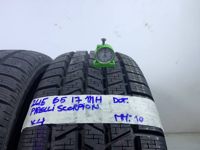 PIRELLI Scorpion 245/65 R17 111H INVERNALE