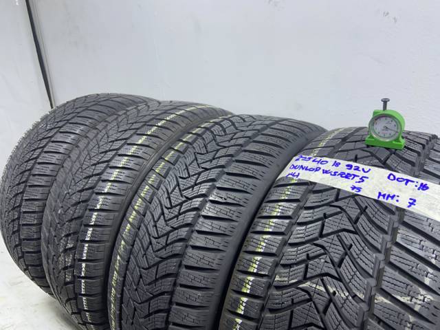 DUNLOP W. Sports 225/40 R18 92V INVERNALE