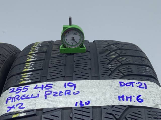 PIRELLI SOTTOZERO 255/45 R19 104Y INVERNALE